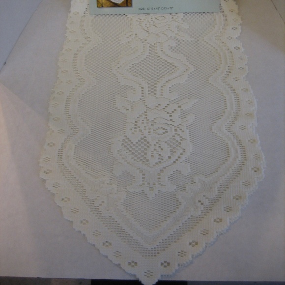 Natco Home Fashions Ivory Lace Table Runner 13x45 - Picture 1 of 5